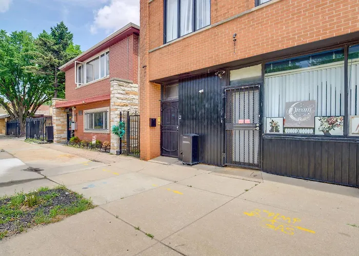 Walk To Stores & Parks! Stylish Appartement
